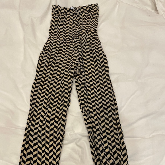 Jumper - Picture 1 of 4